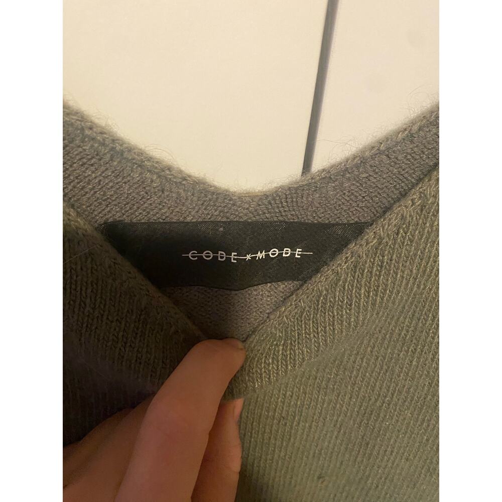 Code Mode Gray Fuzzy Cropped Sweater Tank Top S - image 3